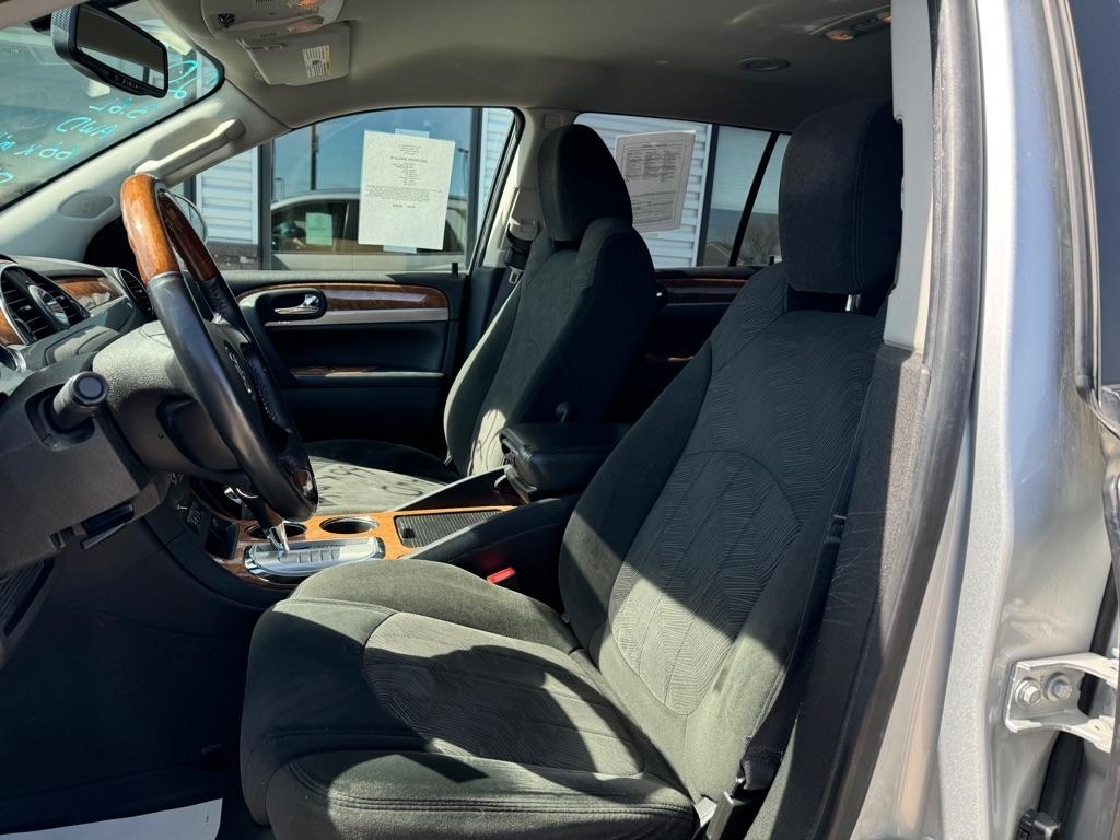 Buick Enclave Convenience AWD 2012