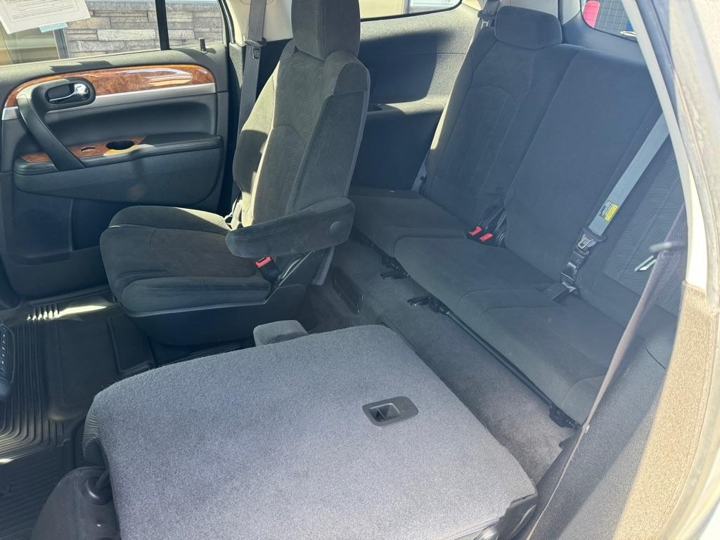 Buick Enclave Convenience AWD 2012