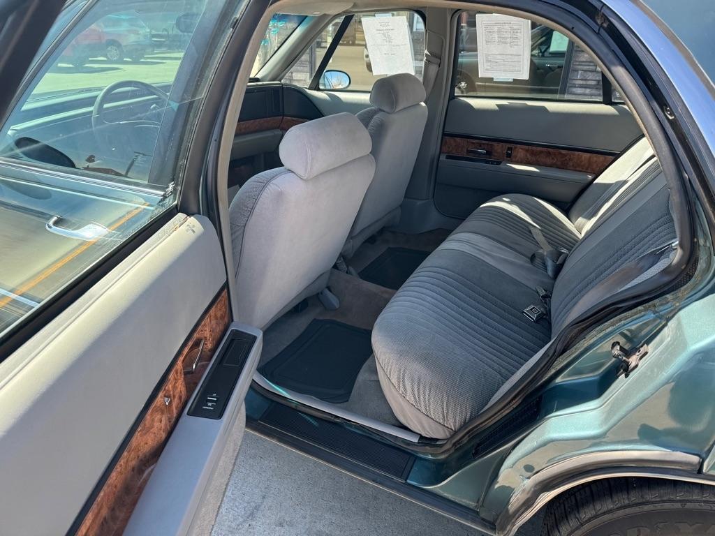 Buick LeSabre Custom 1996