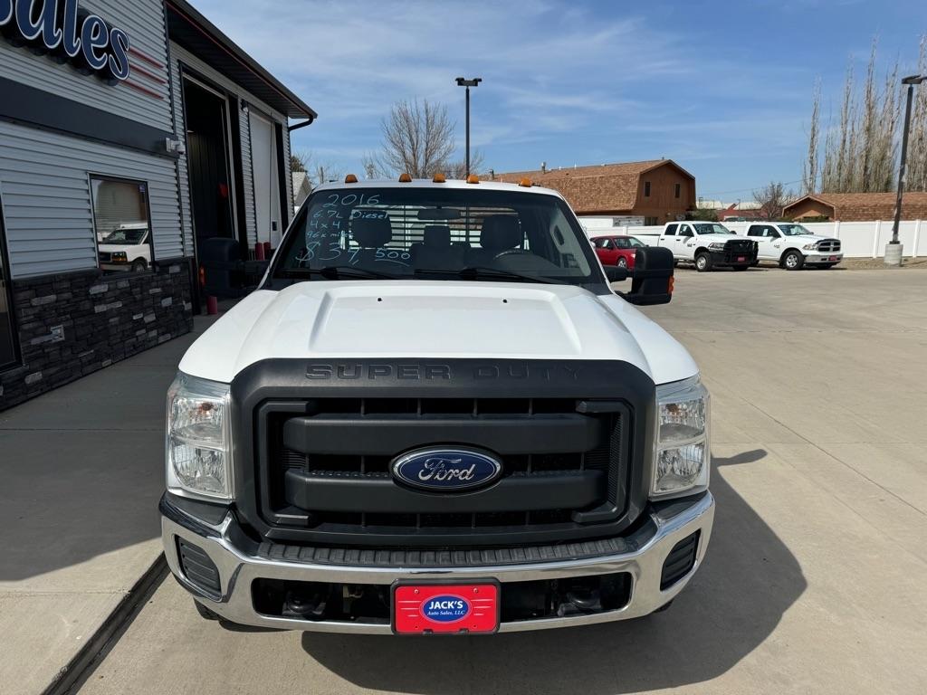 Ford F-350 SD XL SuperCab Long Bed DRW 4WD 2016