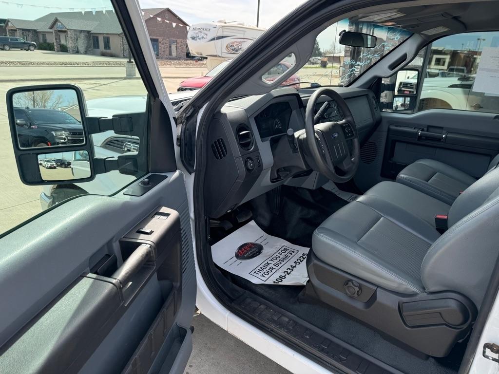 Ford F-350 SD XL SuperCab Long Bed DRW 4WD 2016