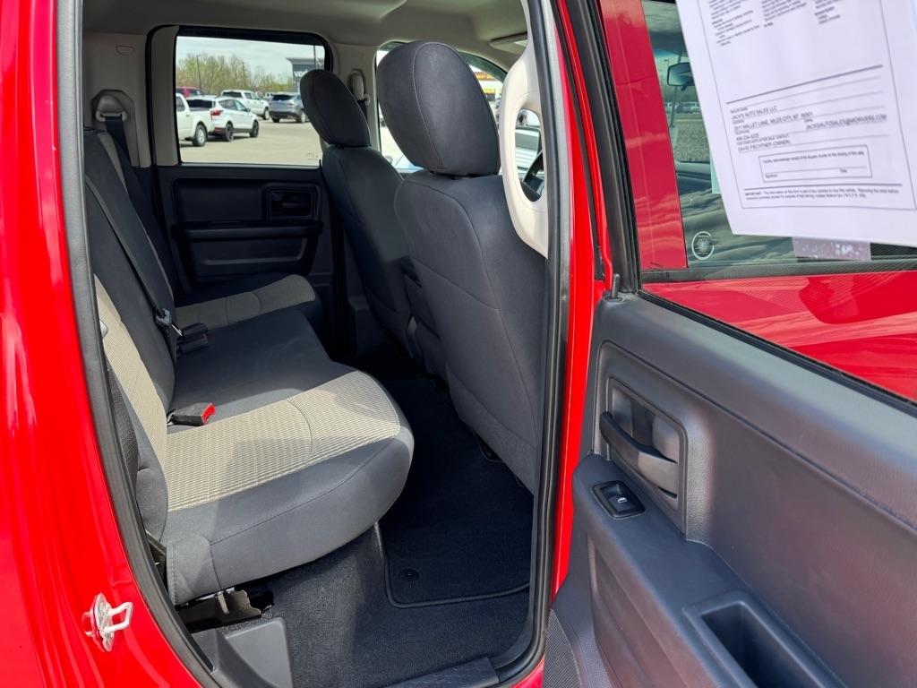 RAM 1500 ST Quad Cab 4WD 2011