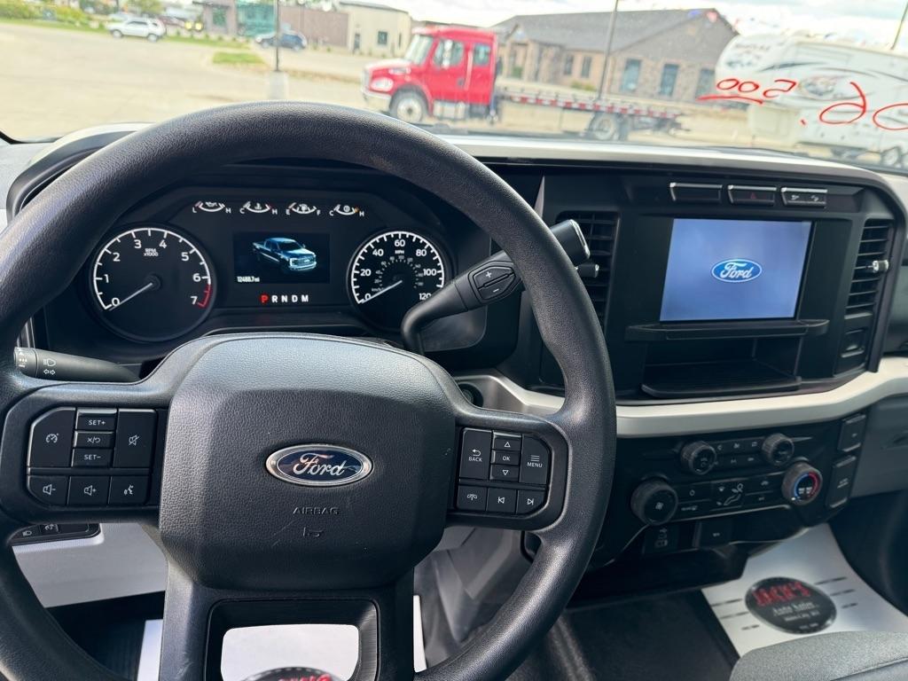 Ford F-250 SD XLT Crew Cab 4WD 2024