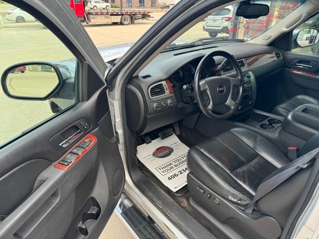 GMC Sierra 1500 SLT Crew Cab 4WD 2011