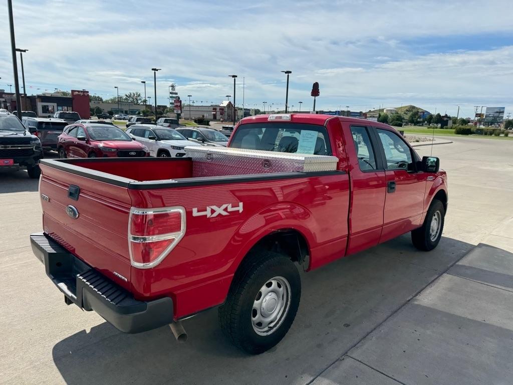 Ford F-150 XL SuperCab 8-ft. Bed 4WD 2014