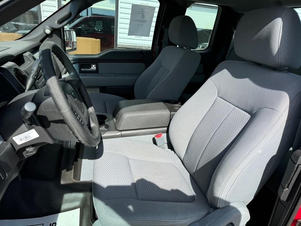Ford F-150 XL SuperCab 8-ft. Bed 4WD 2014