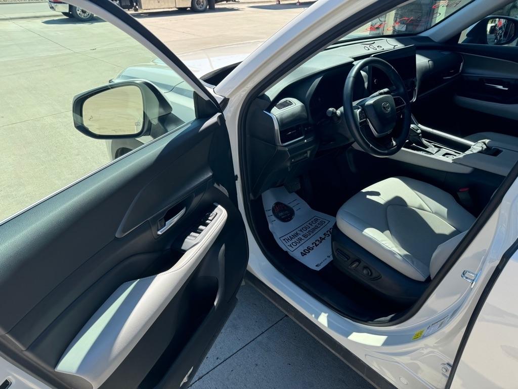 Toyota Grand Highlander XLE AWD 2024