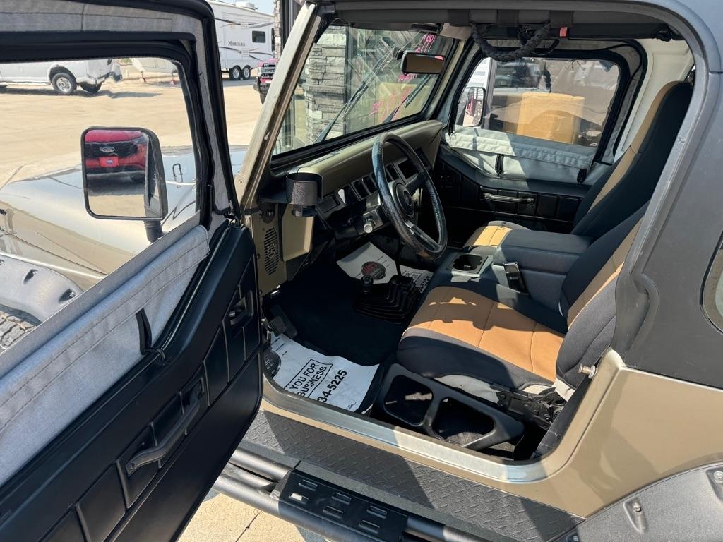 Jeep Wrangler Base 1992