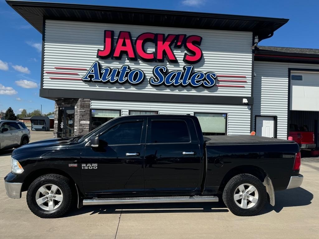 RAM 1500 SLT Crew Cab SWB 4WD 2014