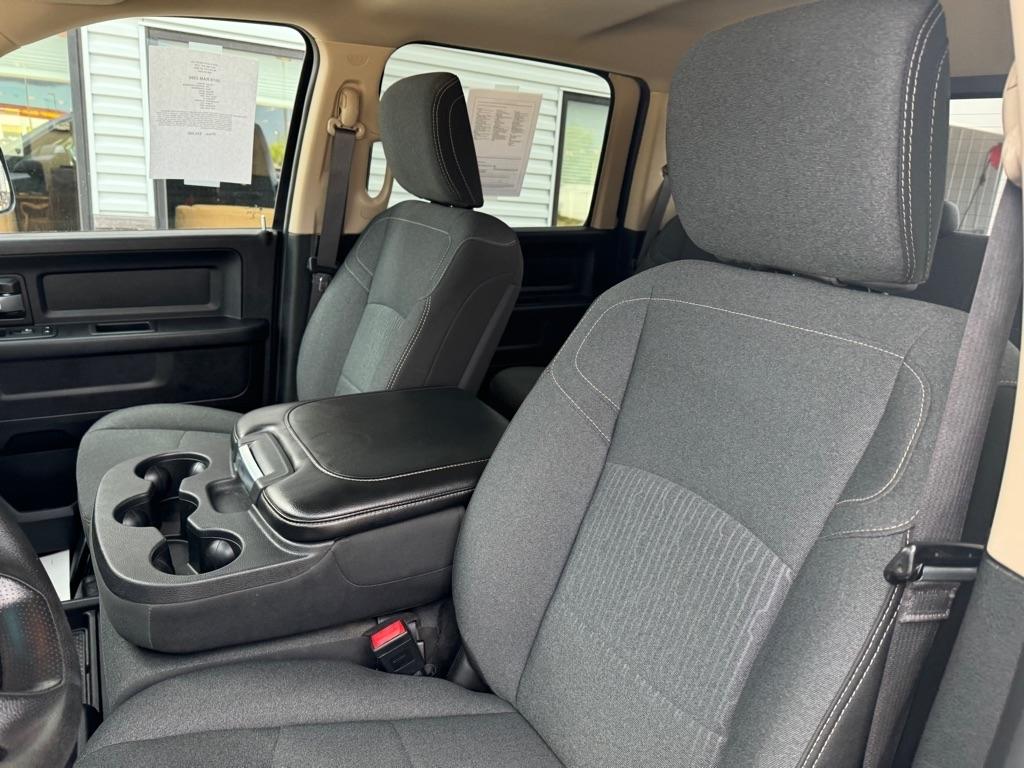 RAM 2500 Tradesman Crew Cab SWB 4WD 2019