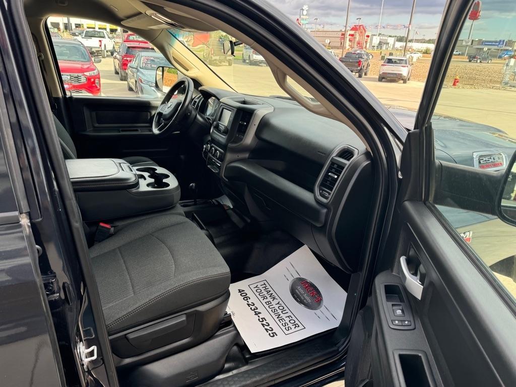 RAM 2500 Tradesman Crew Cab SWB 4WD 2019