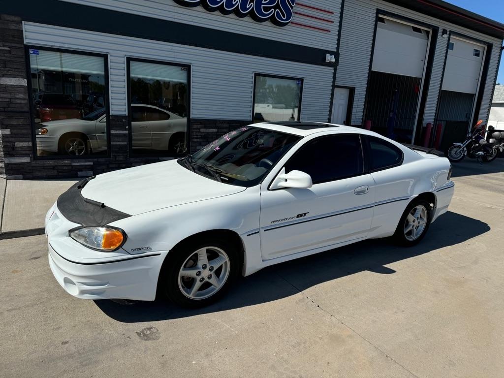Pontiac Grand Am GT coupe 1999