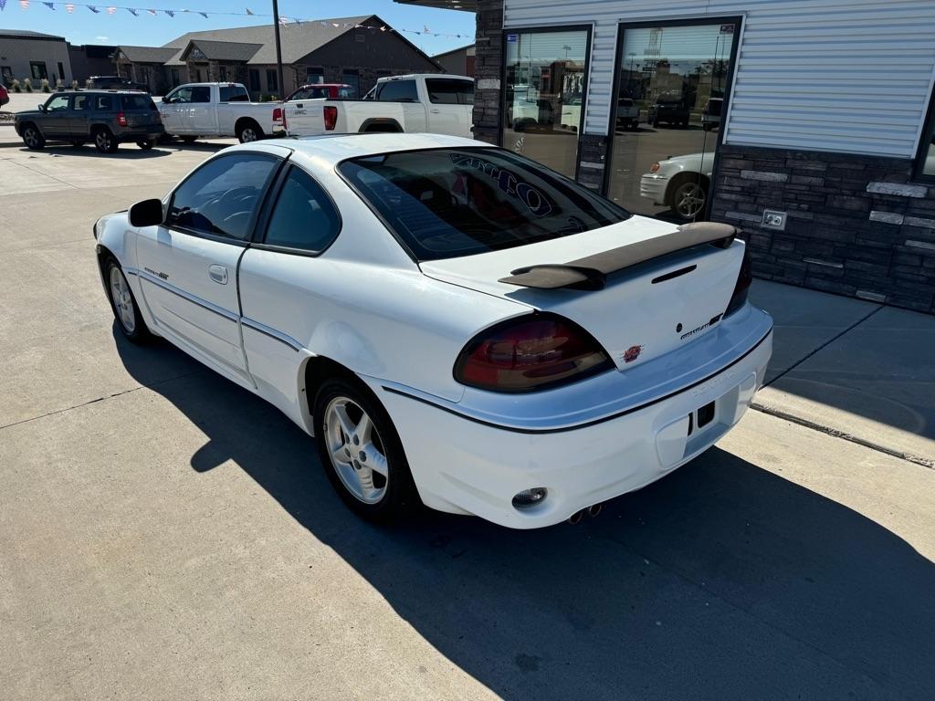 Pontiac Grand Am GT coupe 1999