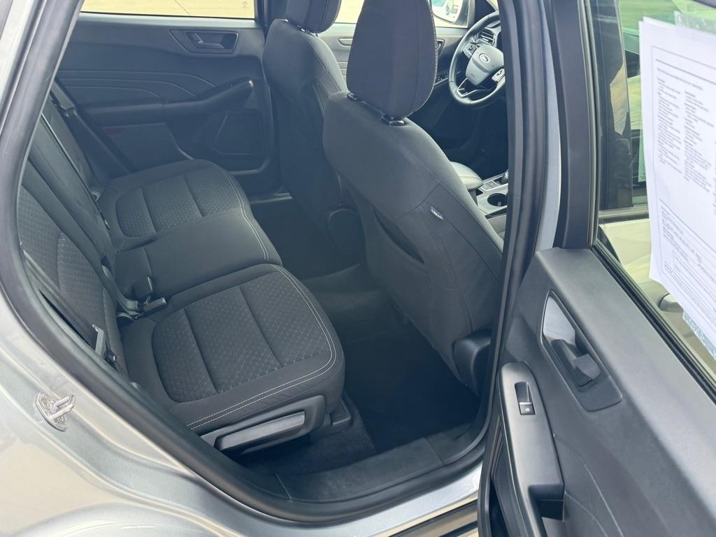 Ford Escape photo 10