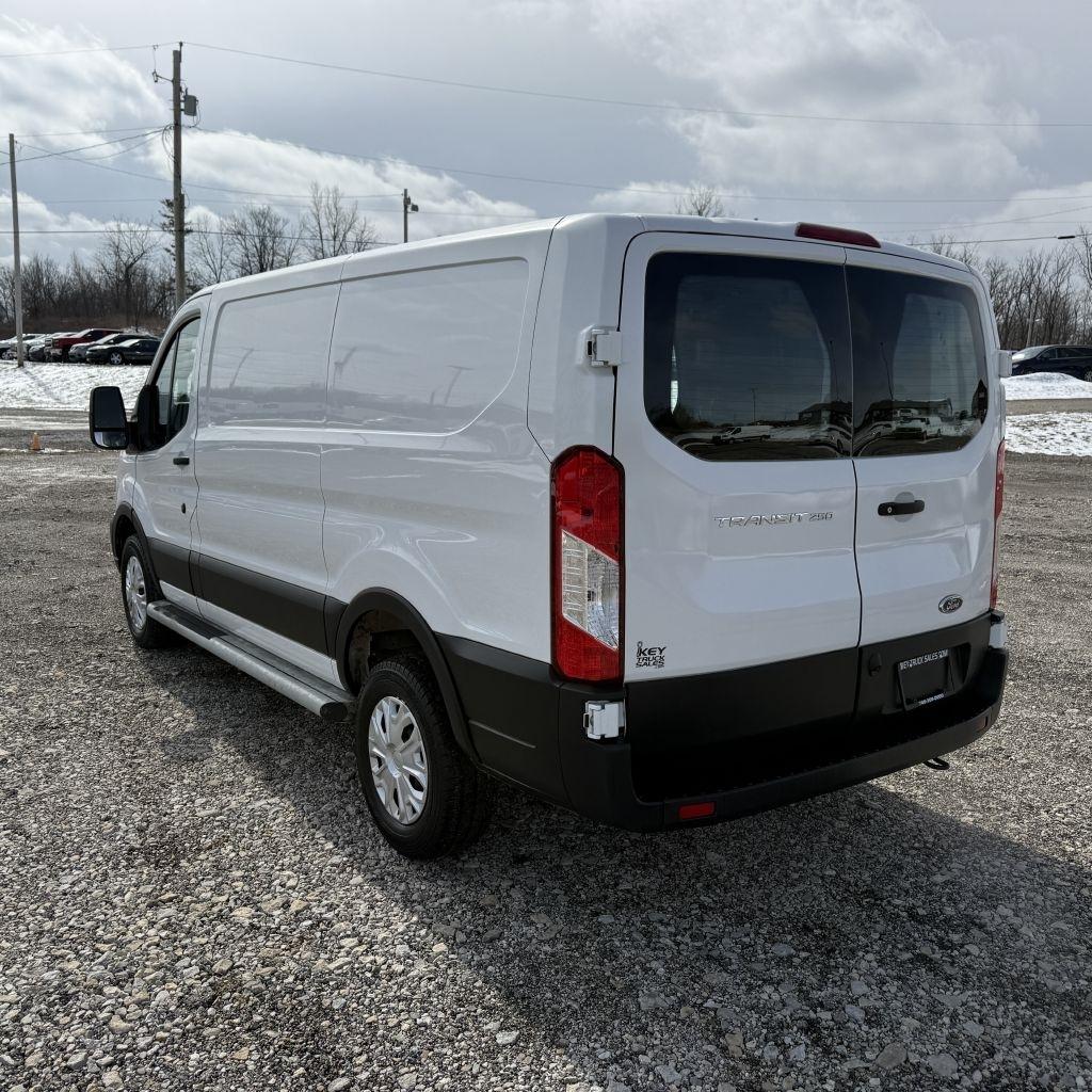 Ford Transit 250 Van 2024