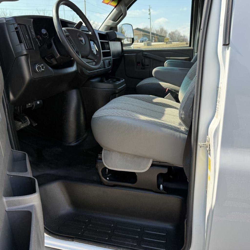 GMC Savana G2500 Cargo 2020