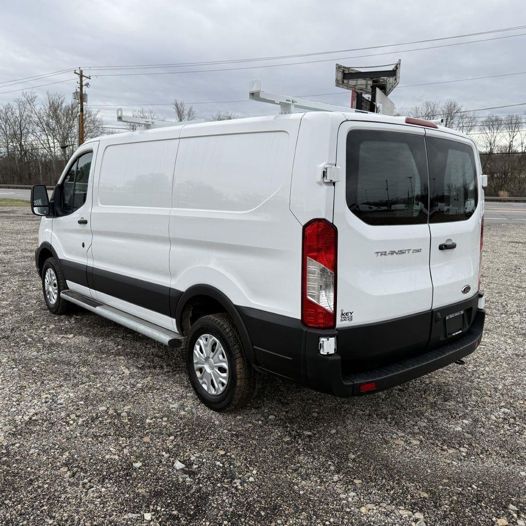 Ford Transit 250 Van 2024