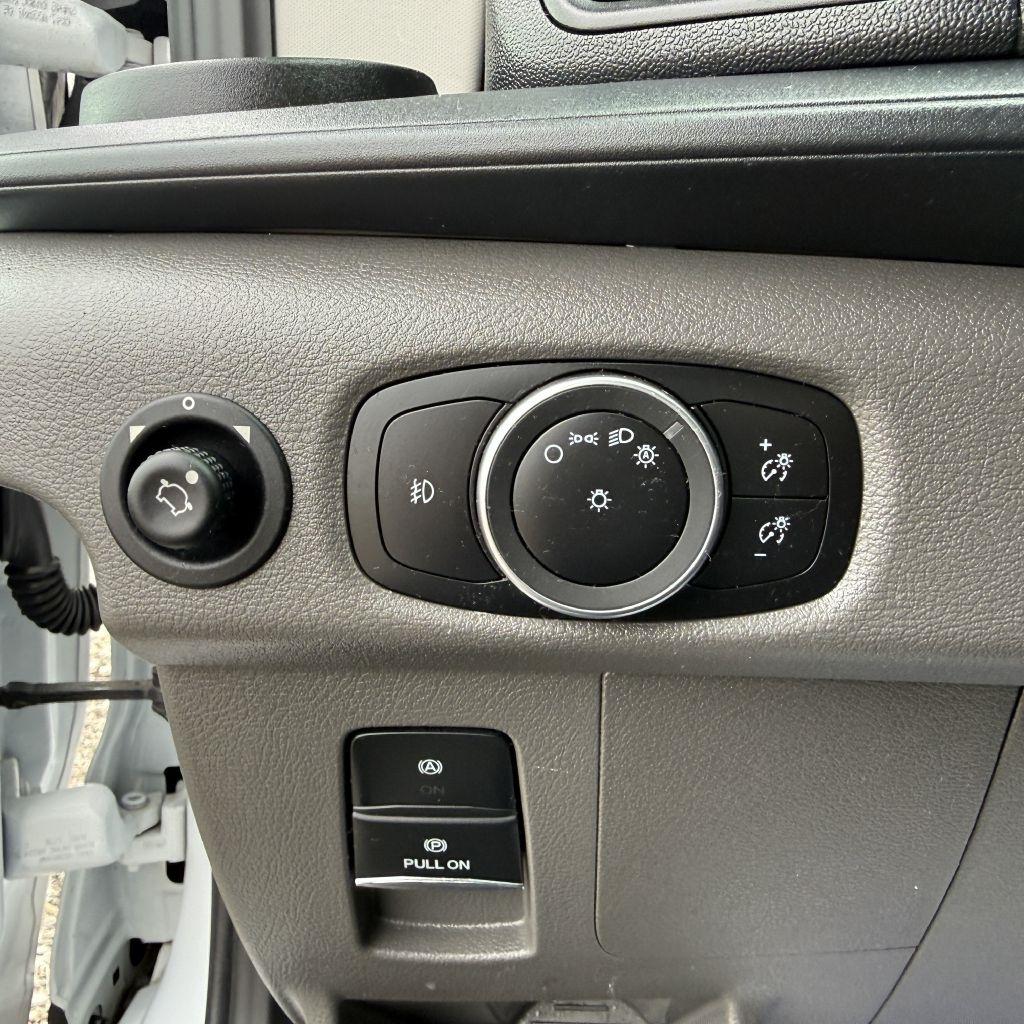 Ford Transit 250 Van 2024