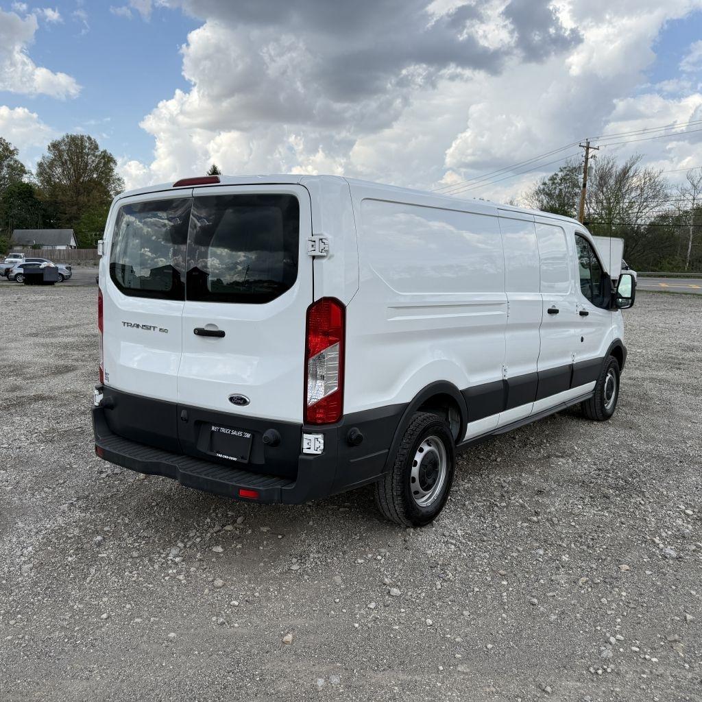 Ford Transit 150 Van Low Roof 60/40 Pass. 148-in. WB 2018