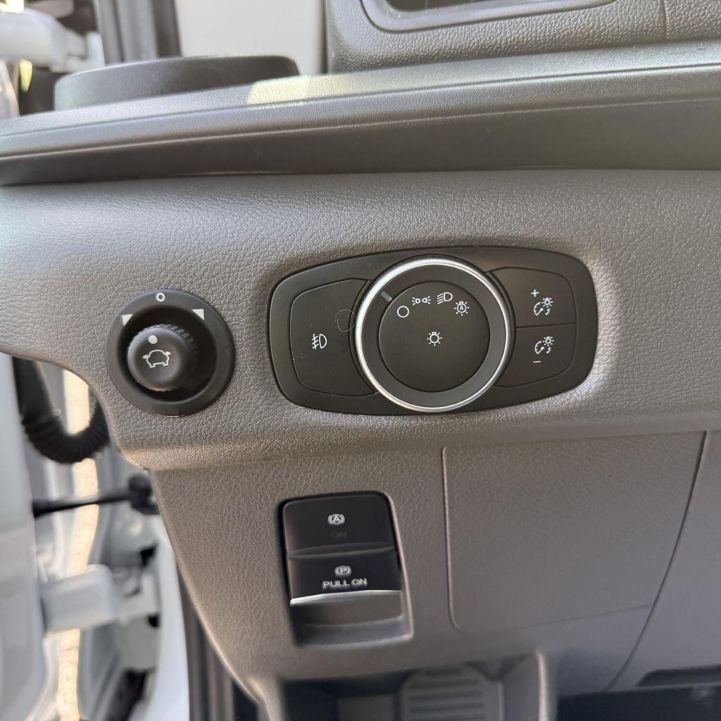 Ford Transit 250 Van 2024