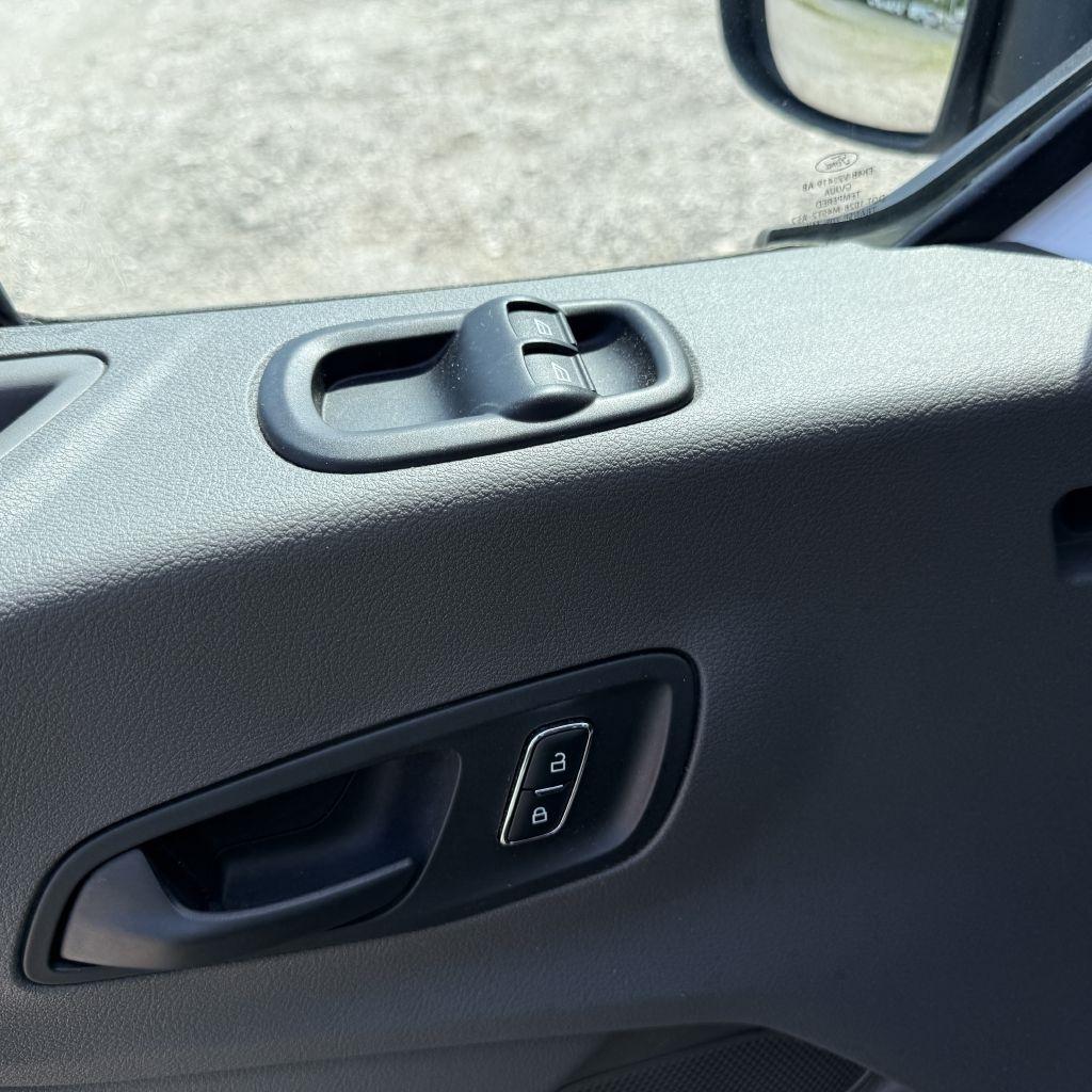 Ford Transit 250 Van 2024