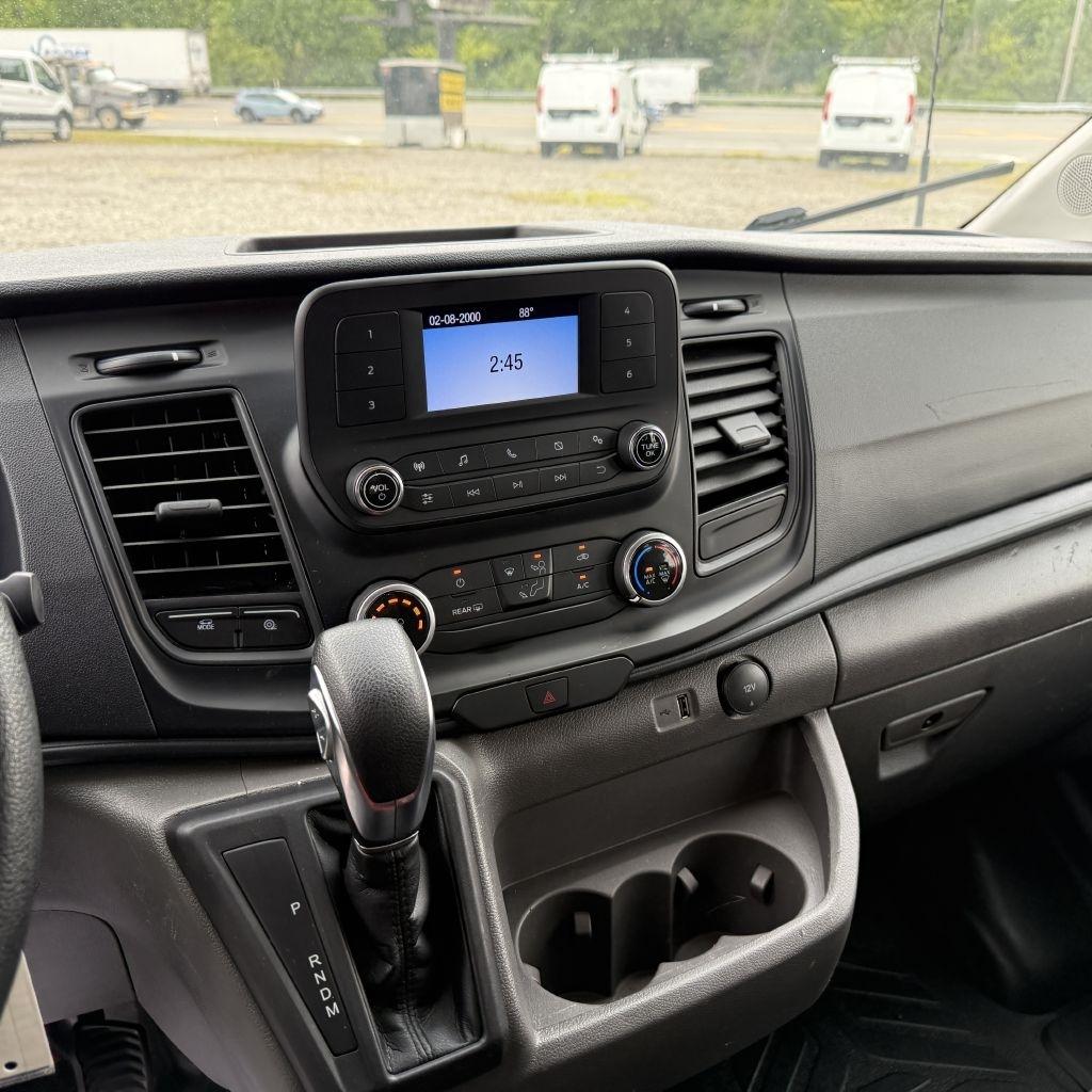 Ford Transit 250 Van 2024