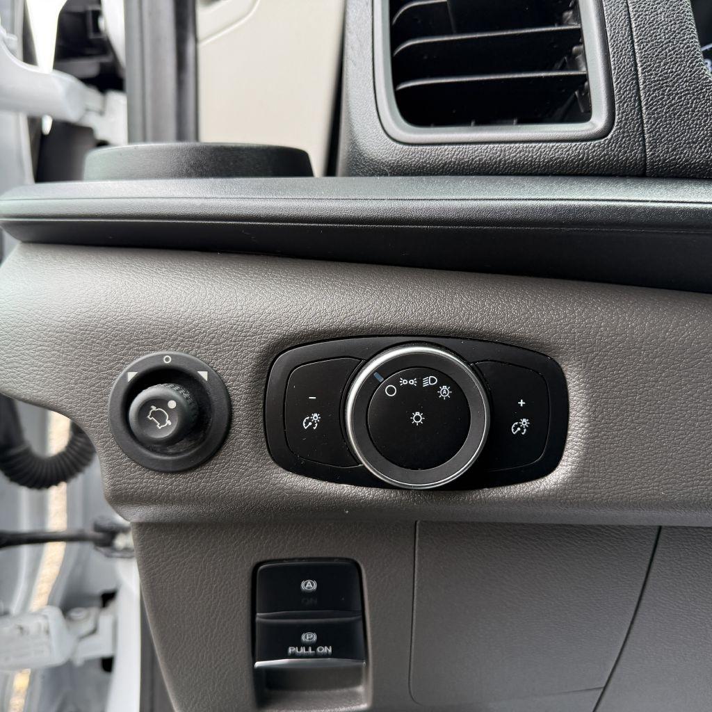 Ford Transit 250 Van 2025
