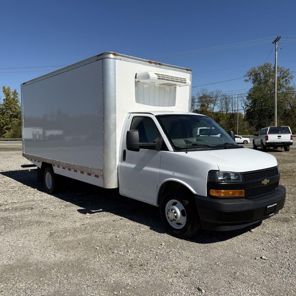 Chevrolet Express G3500 177" 2024