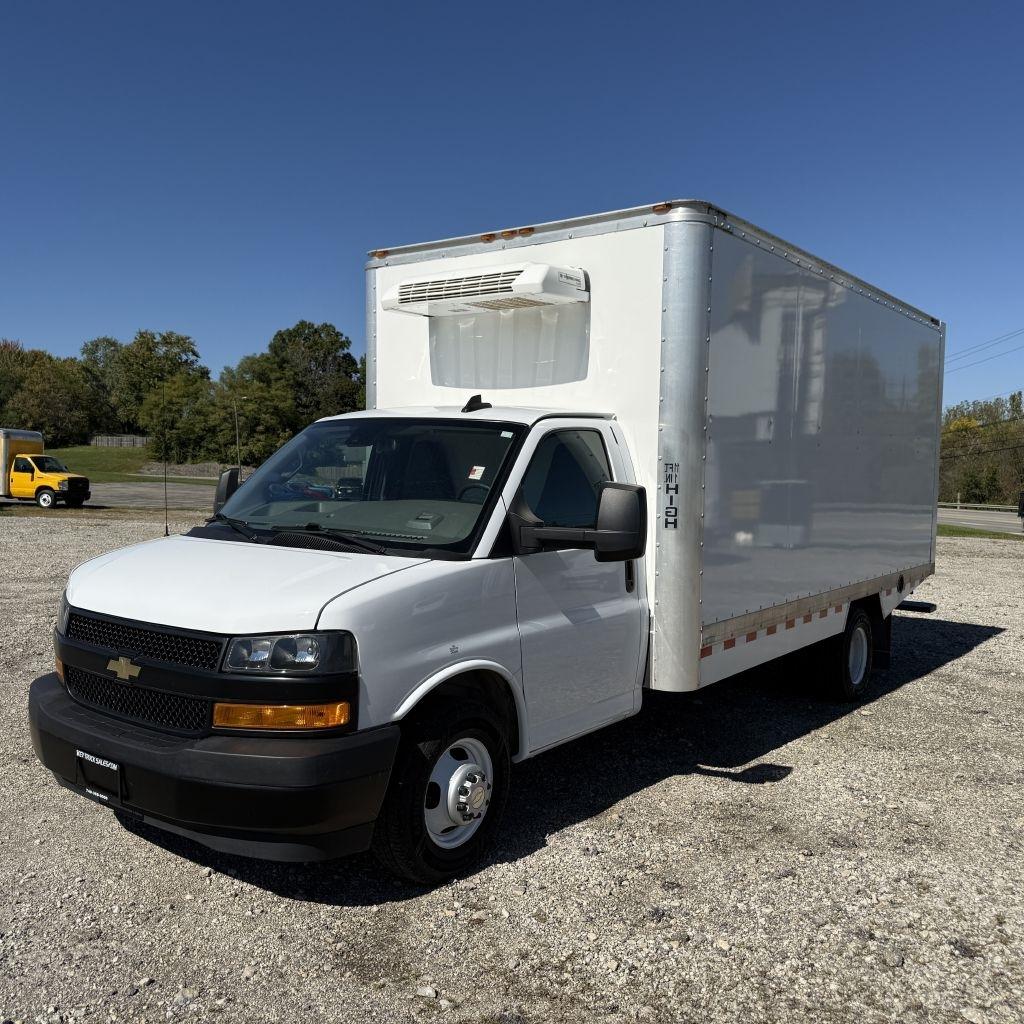 Chevrolet Express G3500 177" 2024