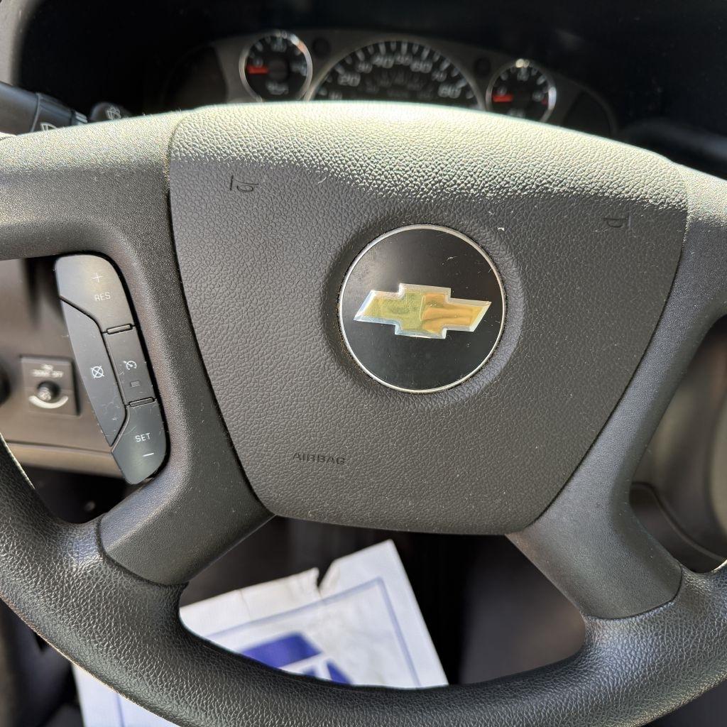Chevrolet Express G3500 177" 2024