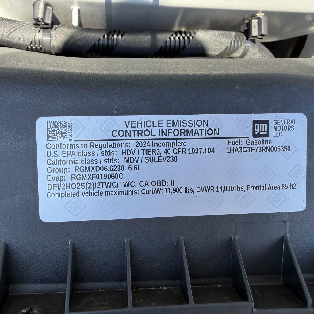 Chevrolet Express G3500 177" 2024