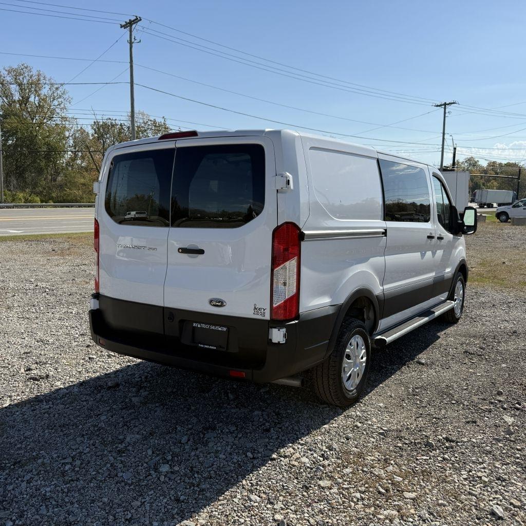 Ford Transit 250 Van 2025