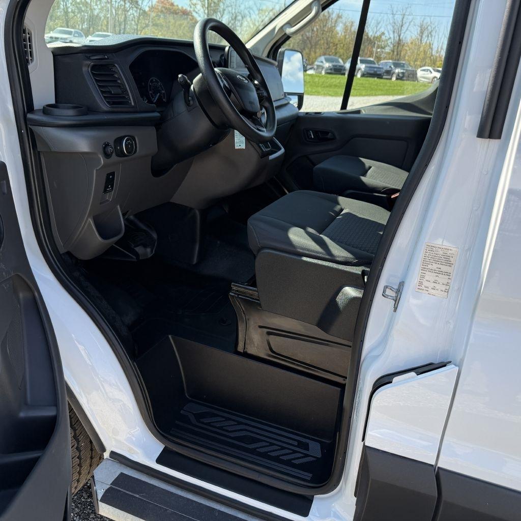 Ford Transit 250 Van 2025