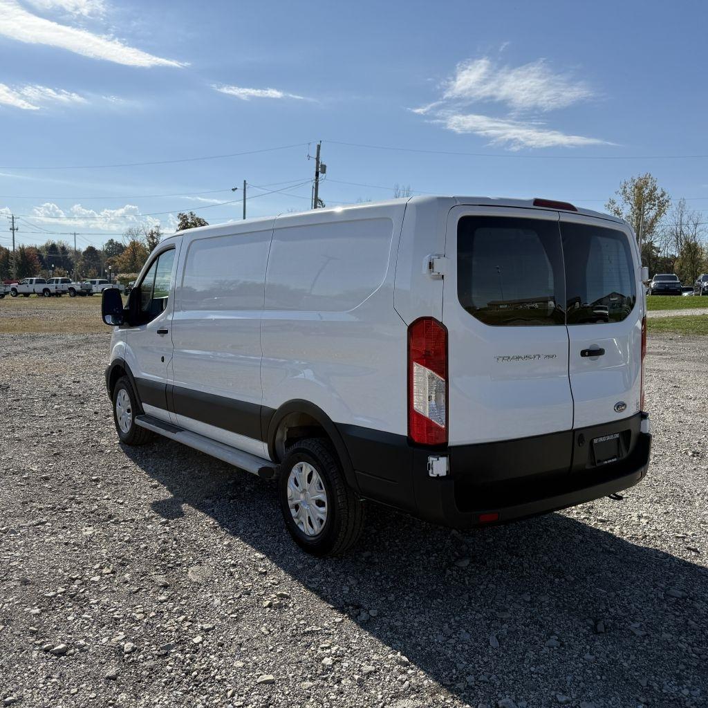 Ford Transit 250 Van 2025