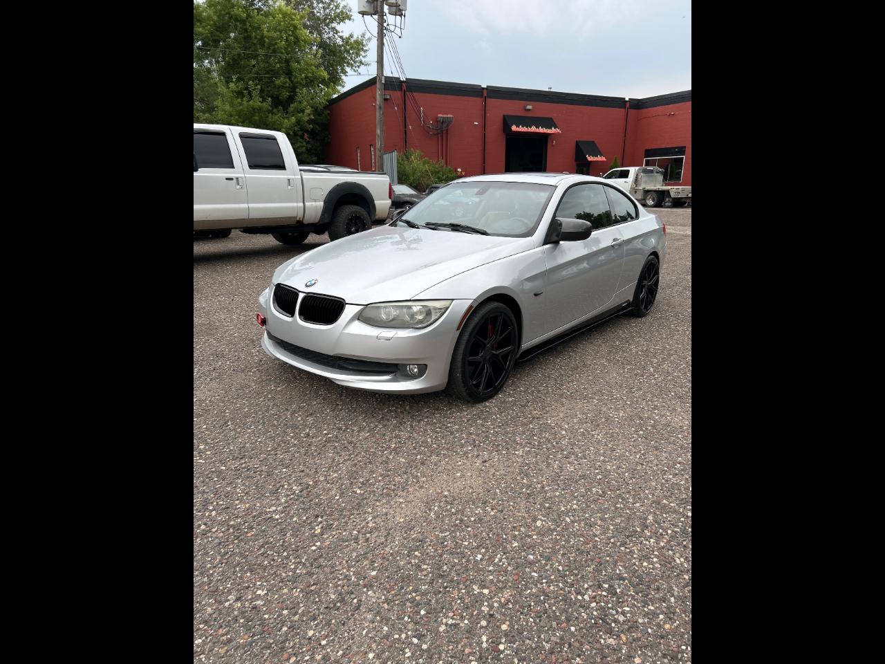 BMW 3-Series 335i xDrive Coupe 2011