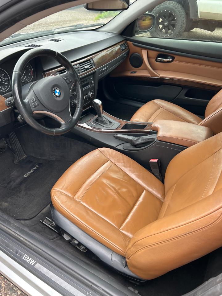 BMW 3-Series 335i xDrive Coupe 2011