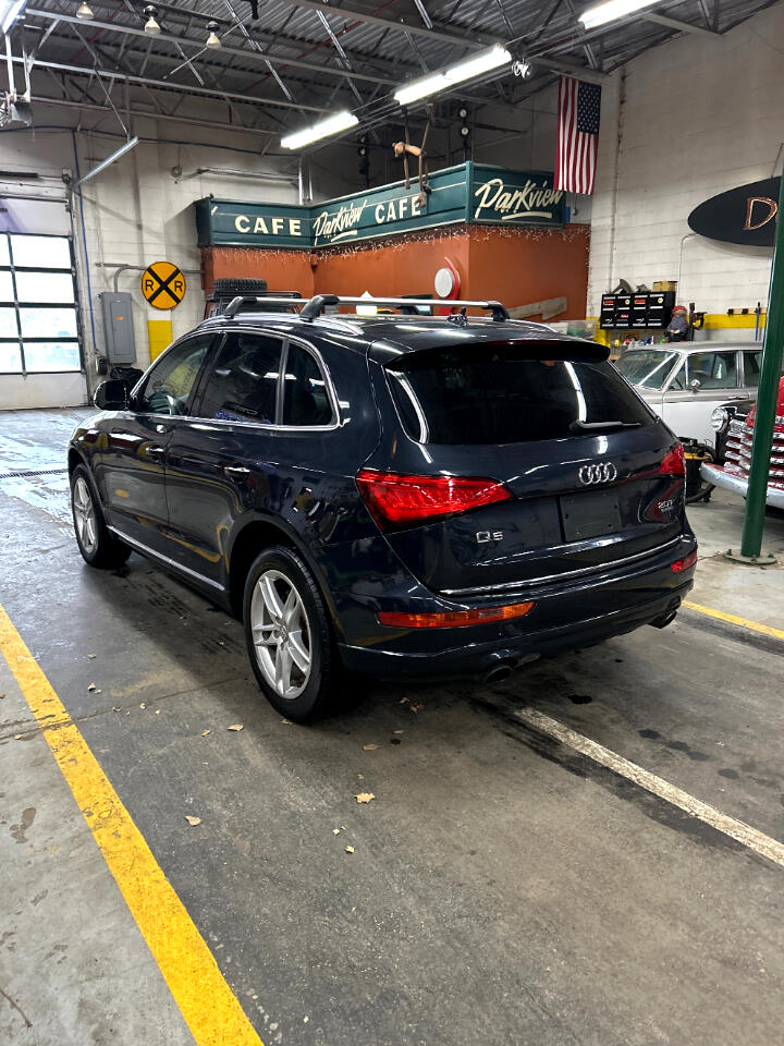 Audi Q5 2.0T Premium quattro 2016