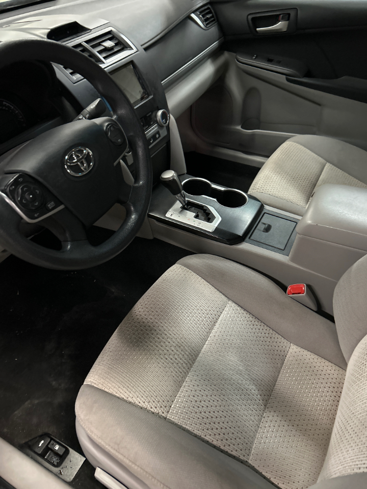 Toyota Camry LE 2012