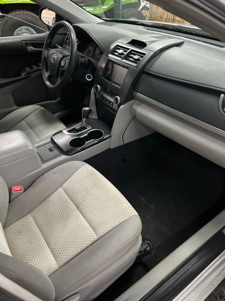 Toyota Camry LE 2012