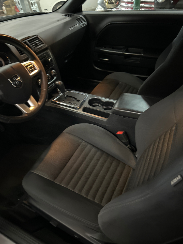 Dodge Challenger SXT 2014