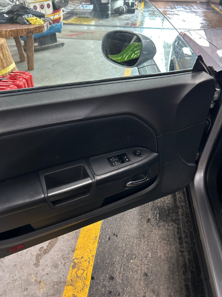 Dodge Challenger SXT 2014