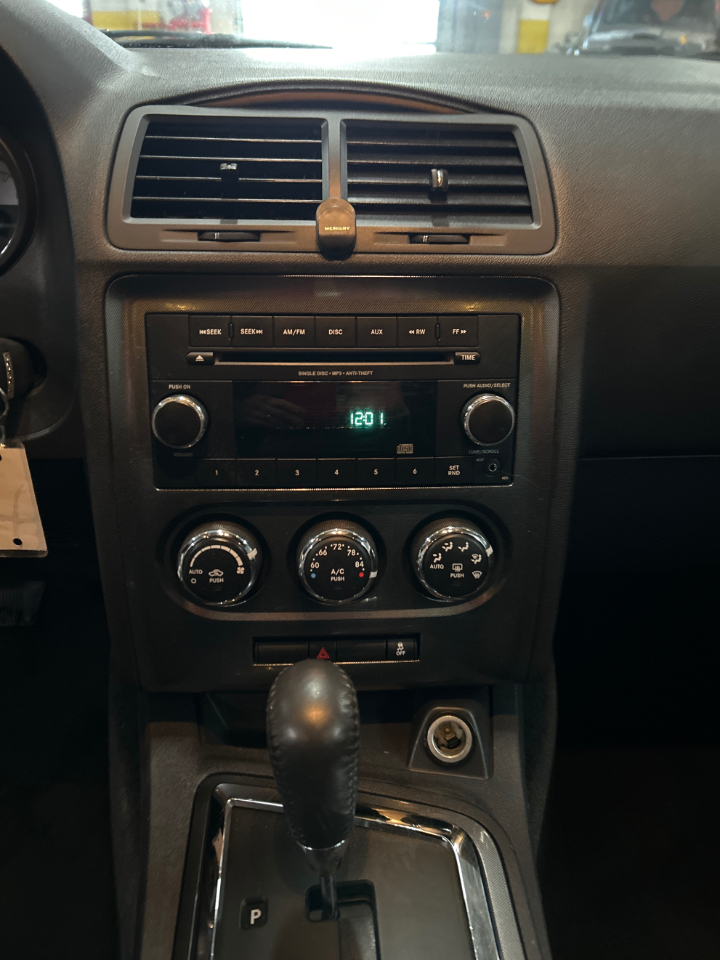 Dodge Challenger SXT 2014