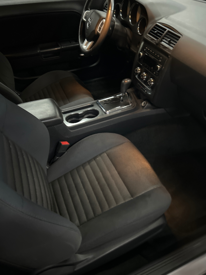 Dodge Challenger SXT 2014