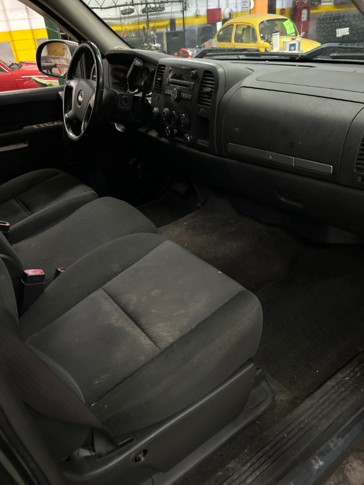 Chevrolet Silverado 1500 LT1 Crew Cab 4WD 2010