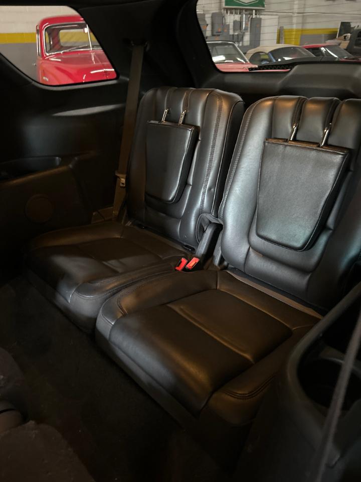 Ford Explorer XLT 4WD 2011