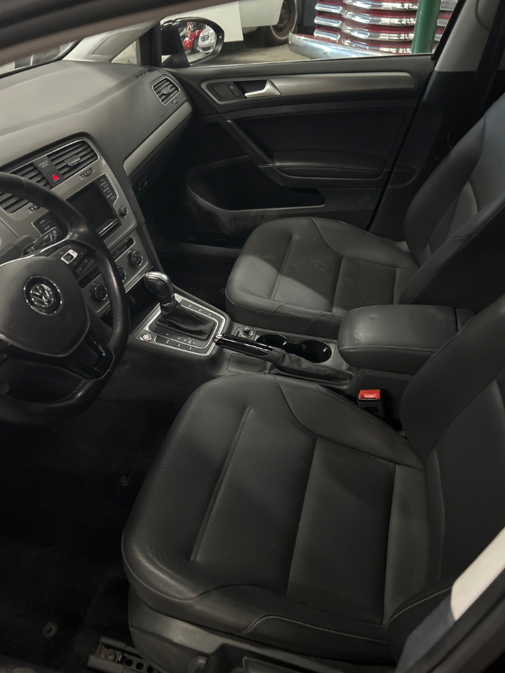 Volkswagen Golf SportWagen TDI S 6A 2015