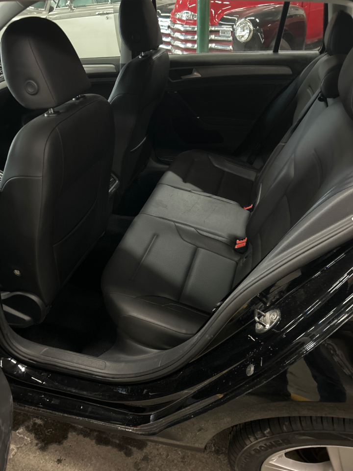 Volkswagen Golf SportWagen TDI S 6A 2015