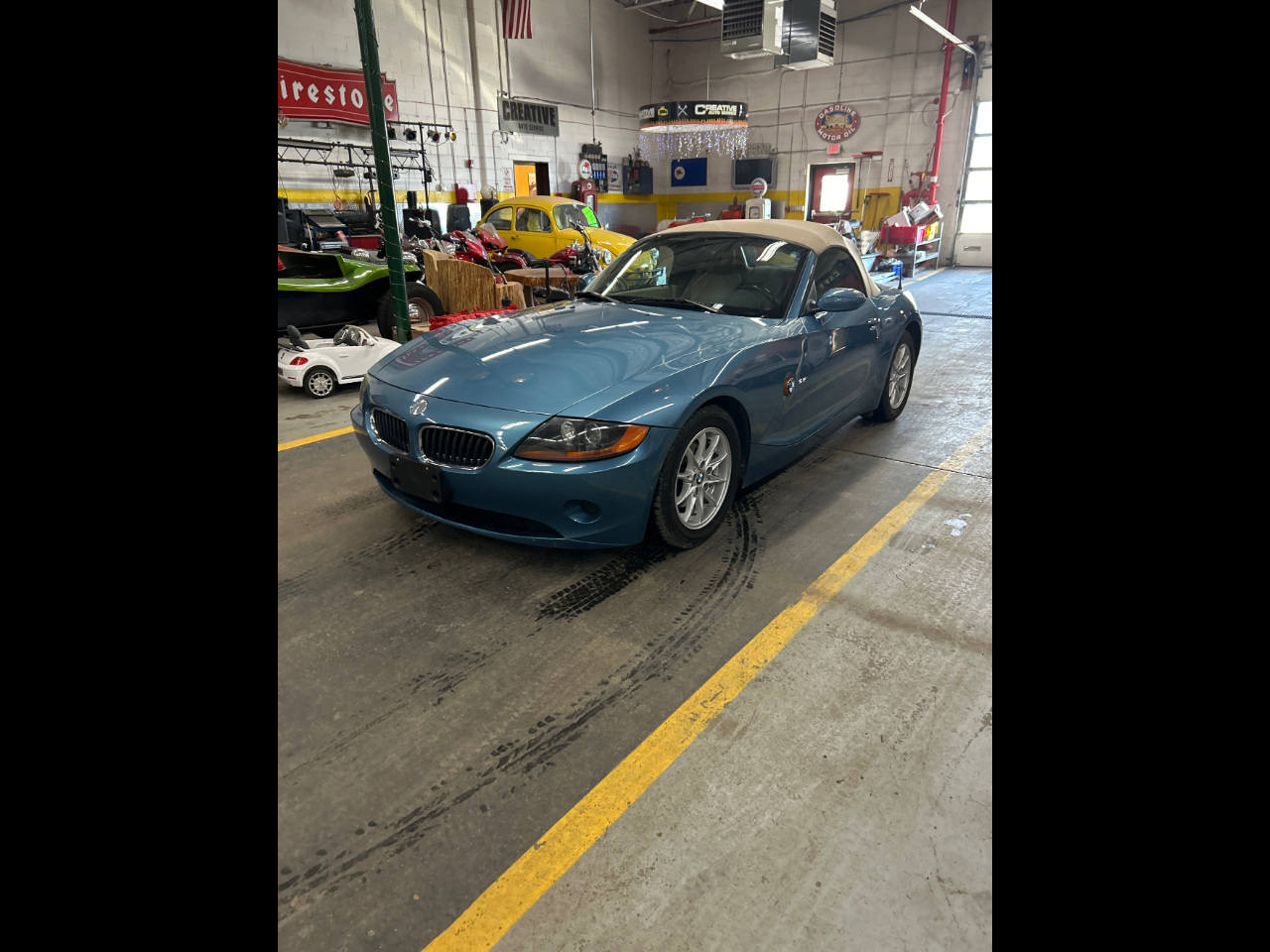 2003 BMW Z4 2.5i