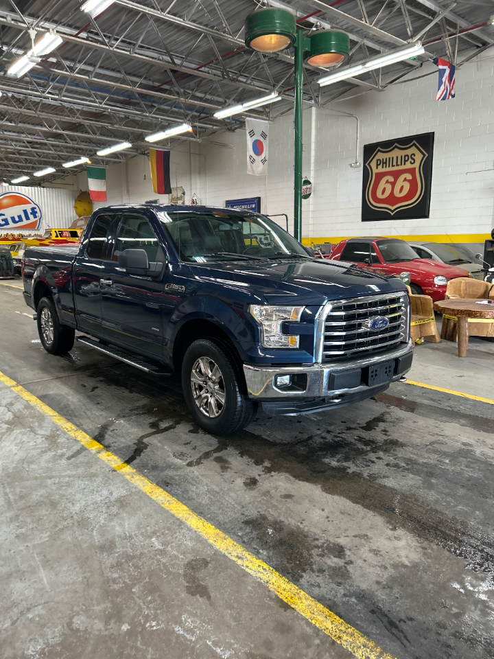 Ford F-150 Lariat SuperCab 8-ft. 4WD 2016
