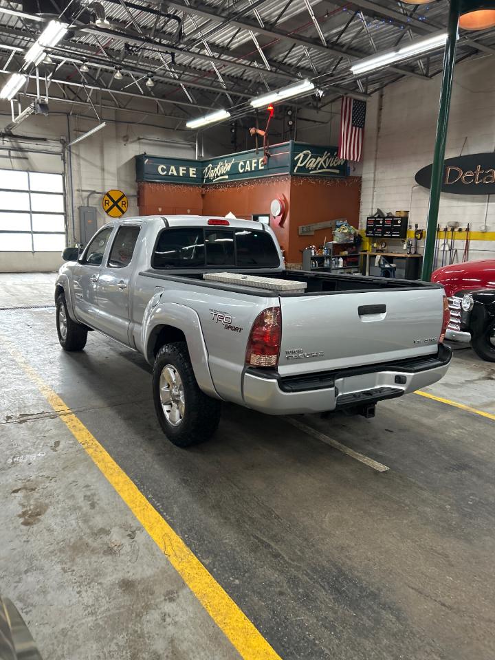 Toyota Tacoma Double Cab V6 4WD 2007